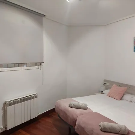 Nuevo, Junto Al Ayuntamiento Y Casco Viejo * Bilbao